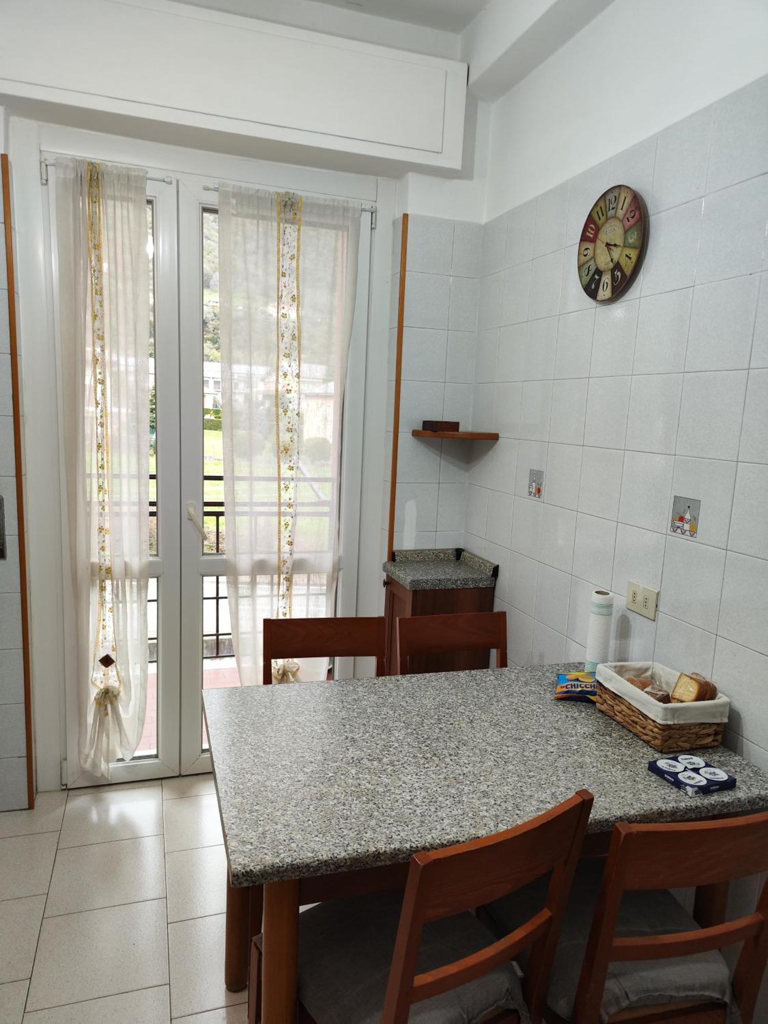 Big Family Bed & Breakfast Suello Экстерьер фото